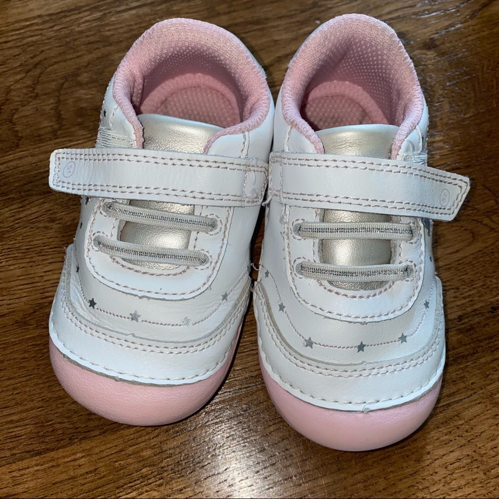STRIDE RITE FIRST WALKERS